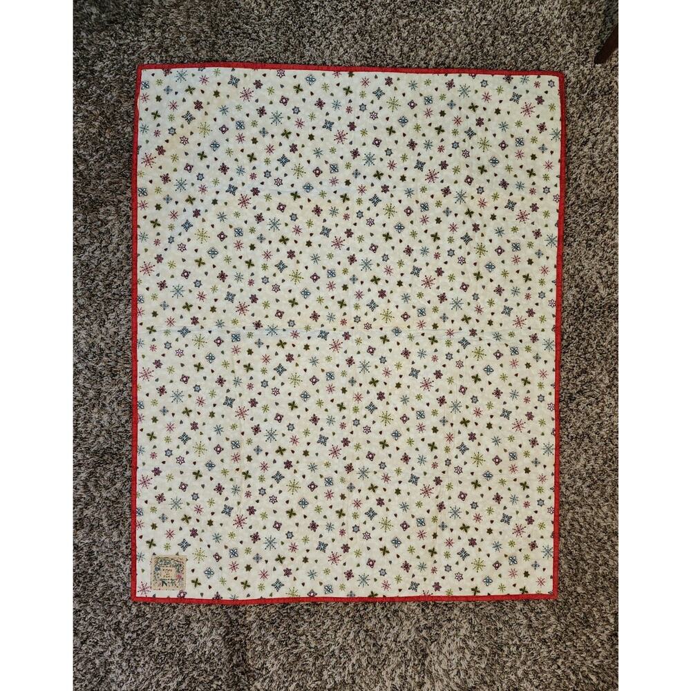 Quilt Vintage Handmade Christmas 41" x 33" - Picture 3 of 4